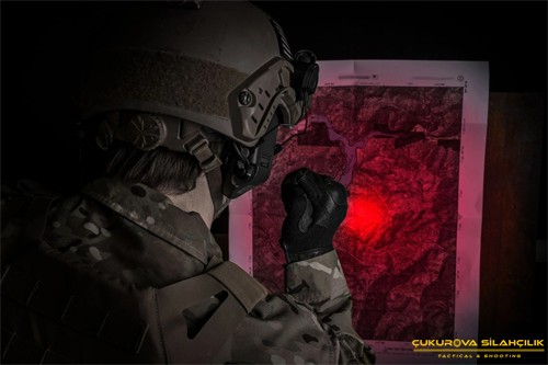 SureFire Aviator Dual-Output Multi-Spectrum LED Flashlight Red
